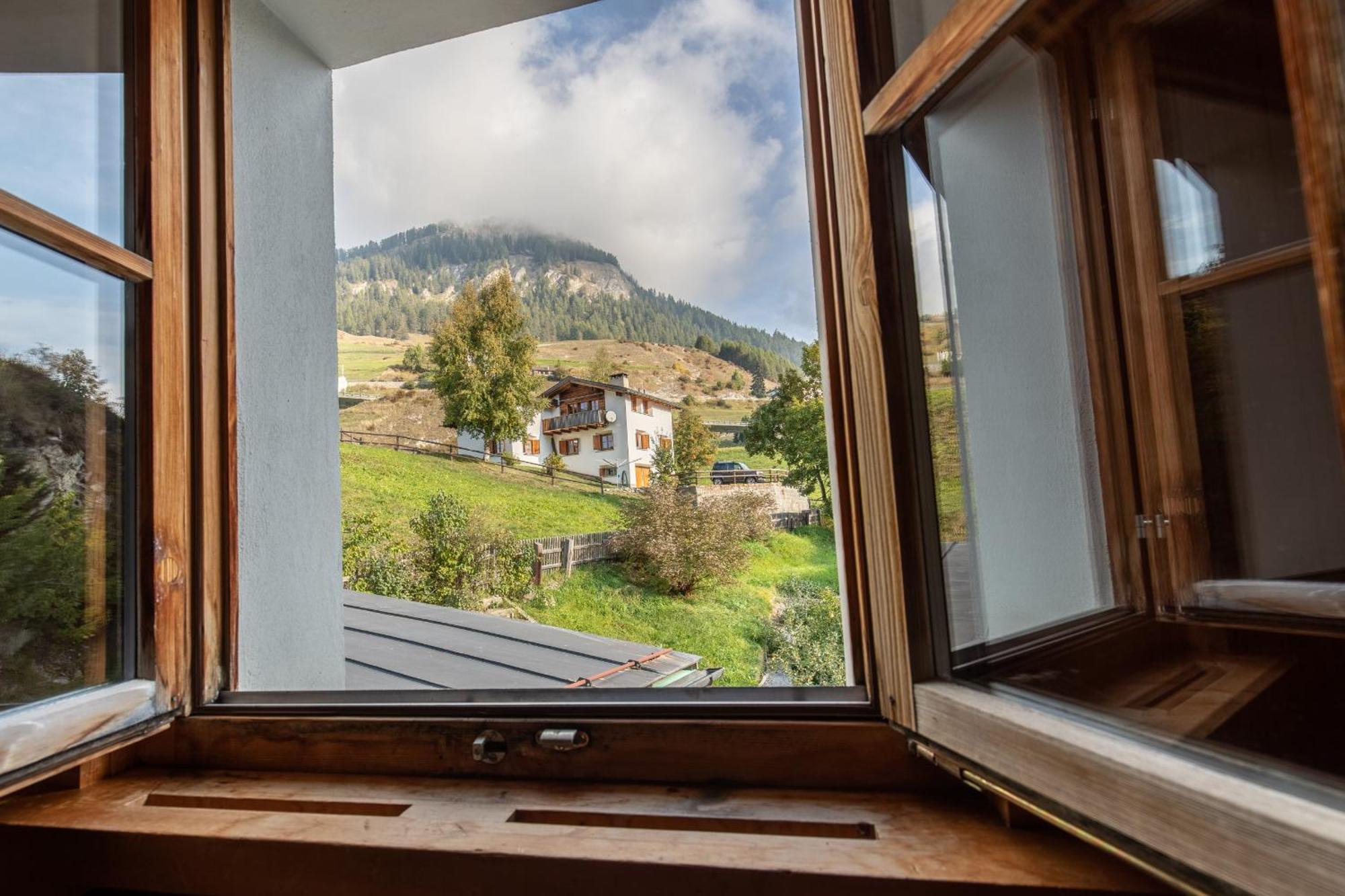 Ferienwohnung Chasa Muglin Ardez Exterior foto