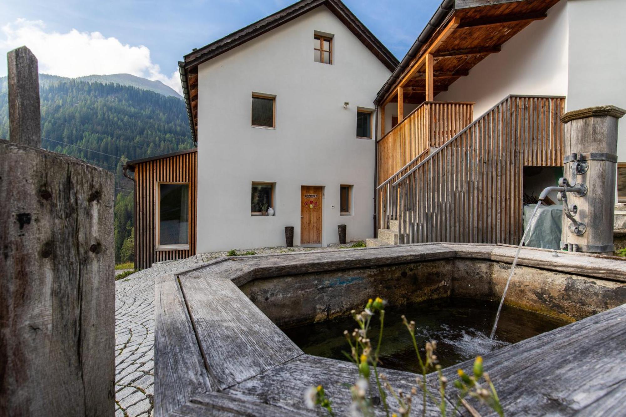 Ferienwohnung Chasa Muglin Ardez Exterior foto