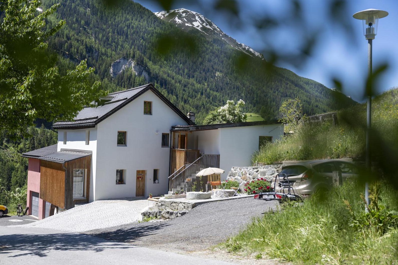 Ferienwohnung Chasa Muglin Ardez Exterior foto